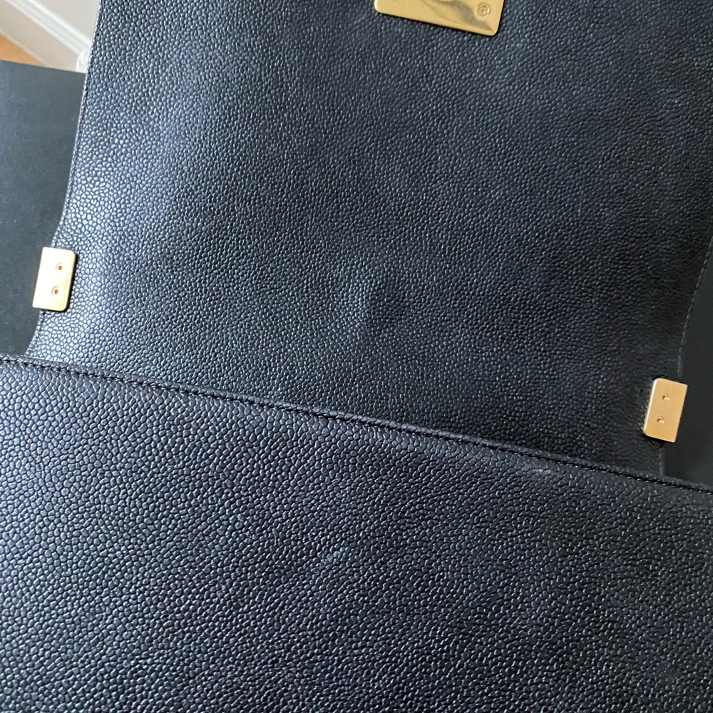 Chanel Medium Boy Handbag in Caviar Leather - Picture 12 of 13
